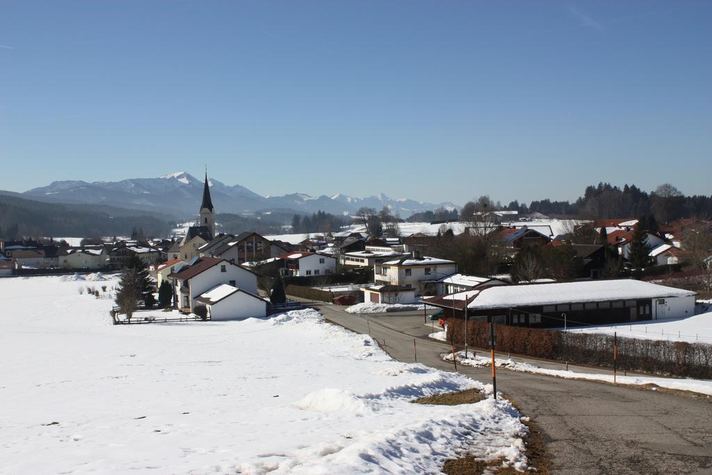 Ferienwohnungen Neukirchen Neukirchen am Teisenberg Bagian luar foto